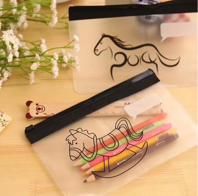 Torba za dokumente sa patentnim zatvaračem